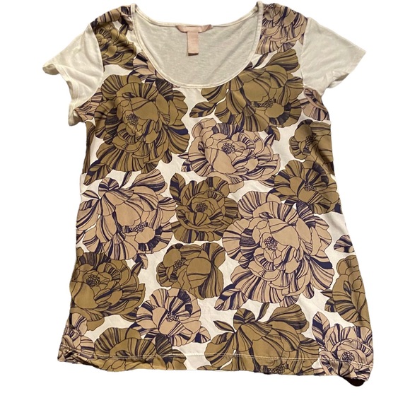 Banana Republic silk and cotton jersey top with funky cream and olive fl… - Picture 2 of 9